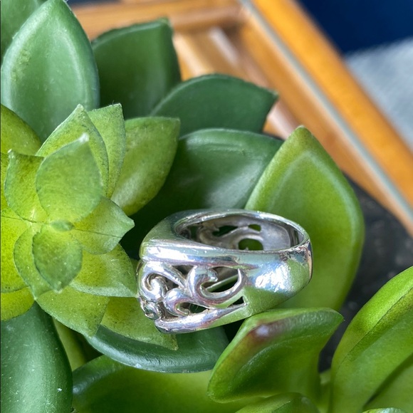 Sterling Silver Scroll Ring - Picture 2 of 6